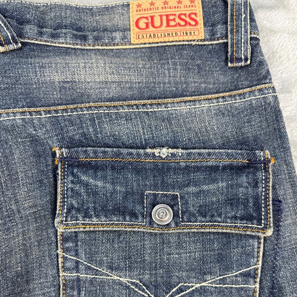 Guess Jeans Mens 30 Blue Denim Straight Leg Button Fly Distressed - Picture 7 of 8